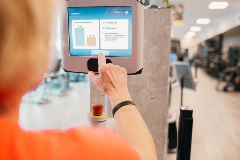 Profitness Prime Brixlegg: Mit unseren EGYM-Geraeten die optimale Auswertung erhalten.