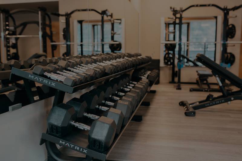 Profitness Prime Brixlegg: Krafttraining für alle! Verbessere Deine Fitness und fühle Dich stark und gesund.